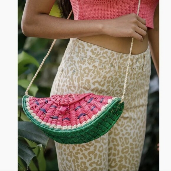 Vintage Woven Watermelon Slice Bag – Straw Rattan Crossbody - Picture 2 of 10